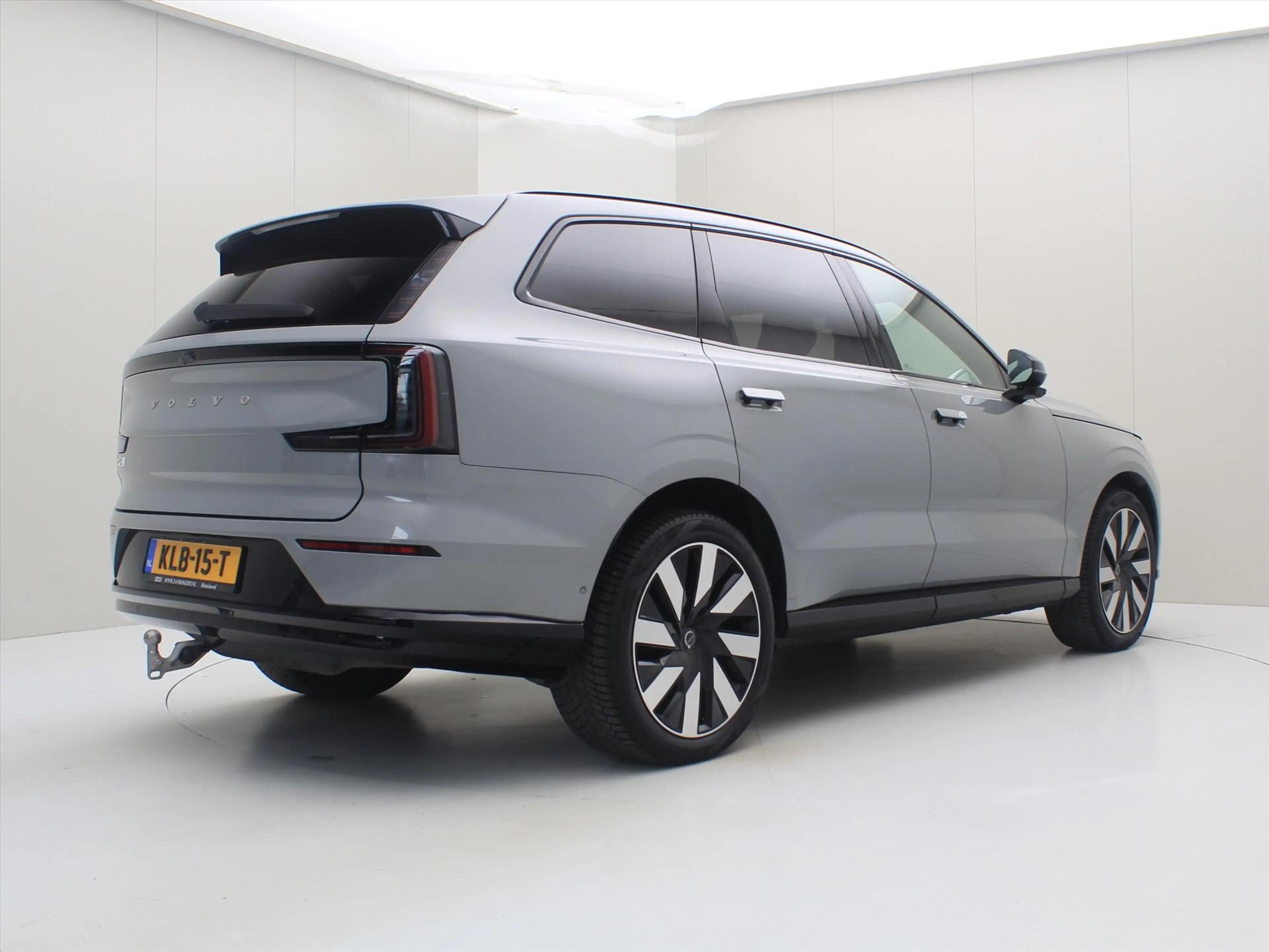 Volvo EX90 Twin Motor Performance 517pk 7P Ultra [ LUCHTVERIN — photo 2