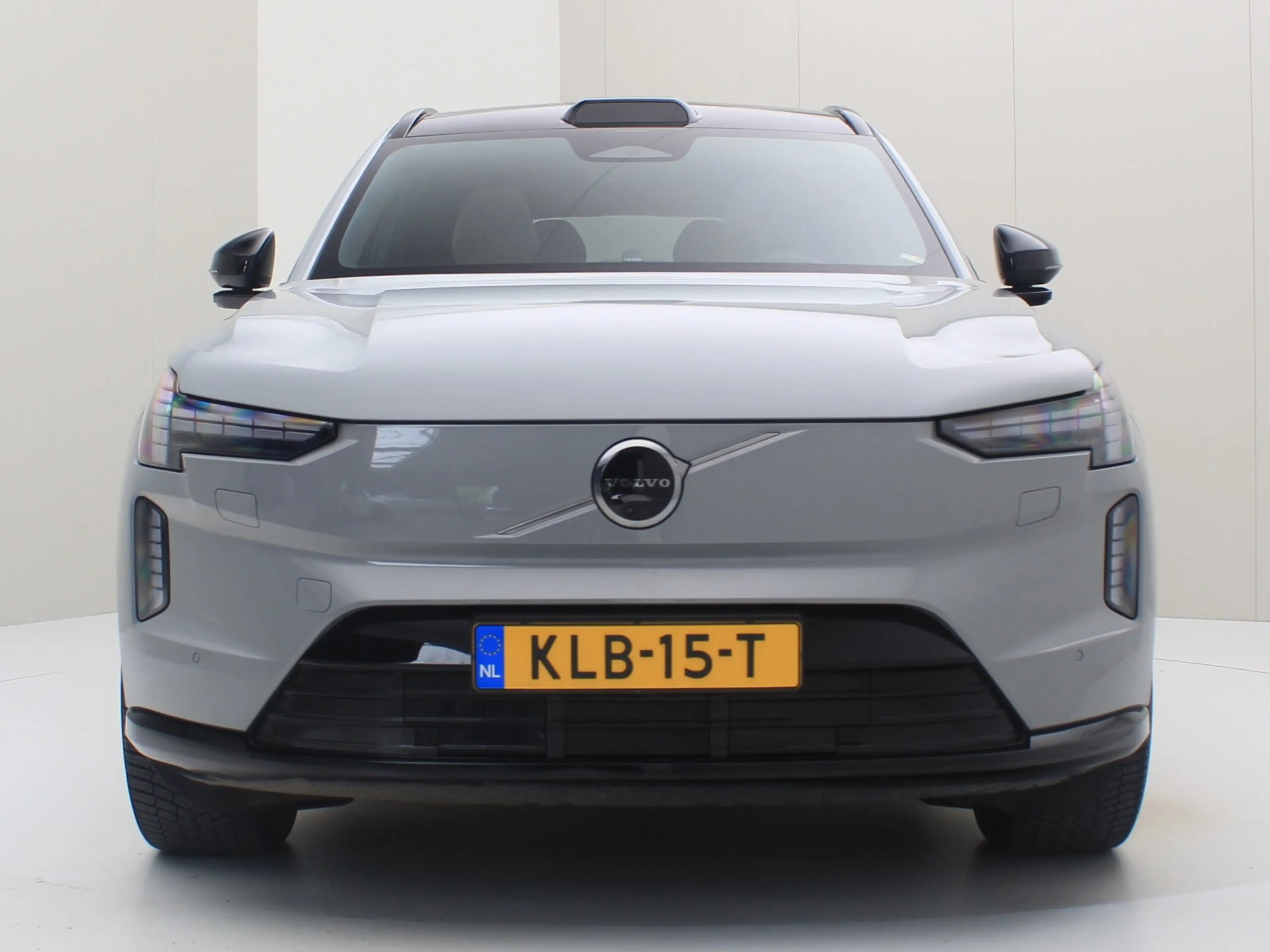 Volvo EX90 Twin Motor Performance 517pk 7P Ultra [ LUCHTVERIN — photo 5
