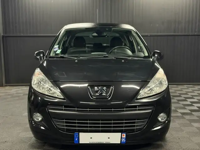Peugeot 207 view 4