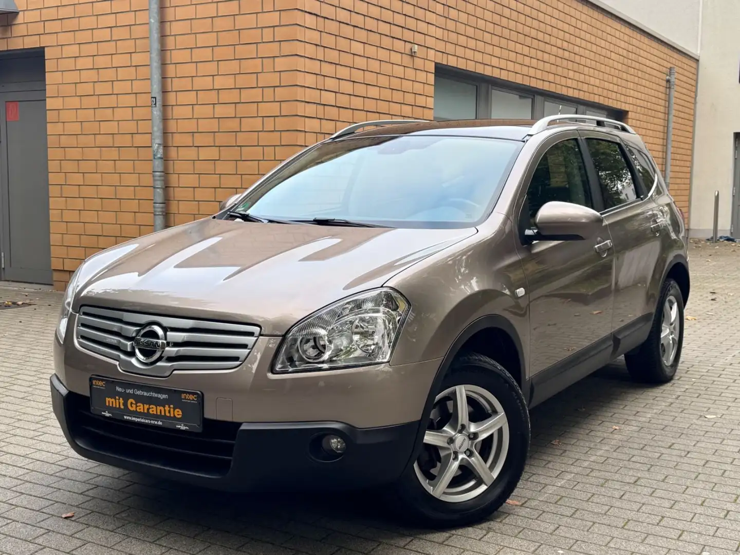 Nissan Qashqai +2 Acenta/7-SITZER/PANORAMADACH/118TKM/G - 1