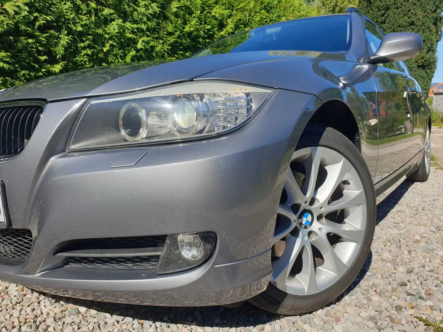 BMW 318 Touring Stříbrná - 1