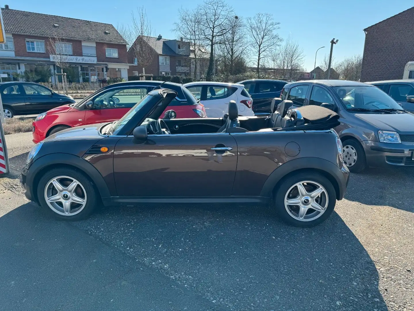MINI One Cabrio One Braun - 2