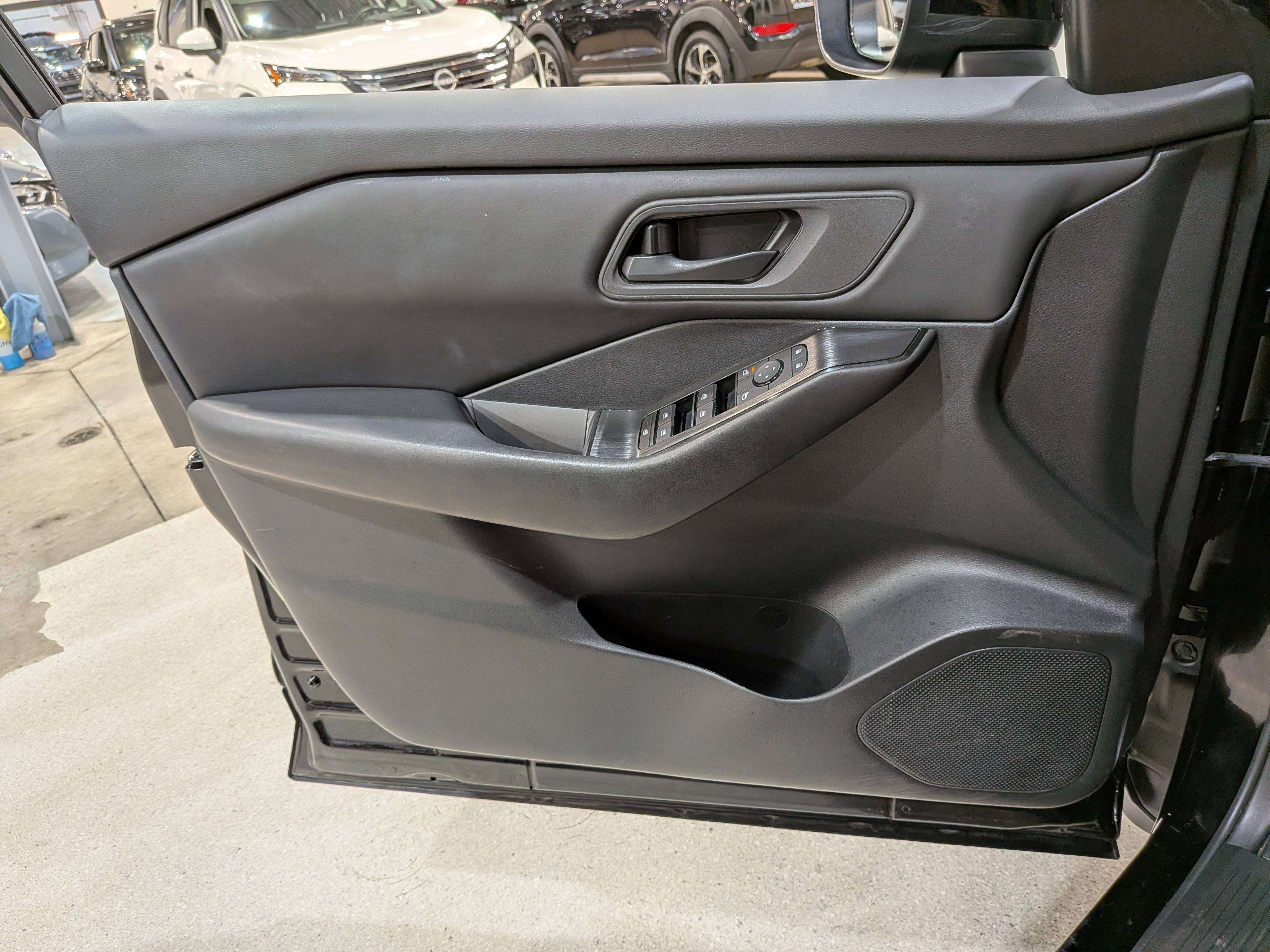 Nissan Rogue 2024