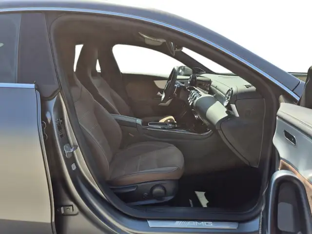 Mercedes-Benz Cla Class view 9