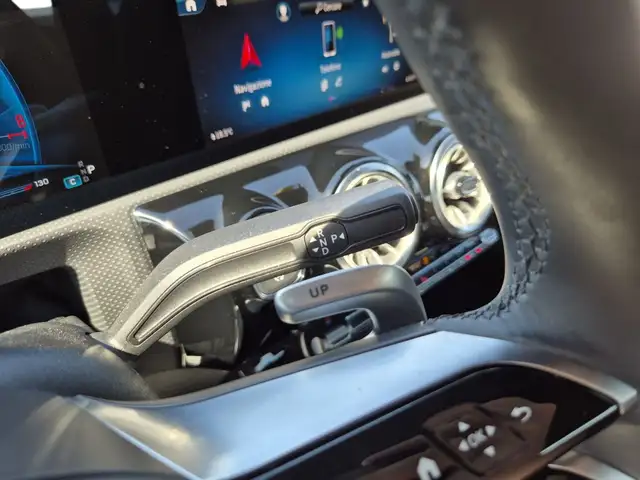 Mercedes-Benz Cla Class view 10