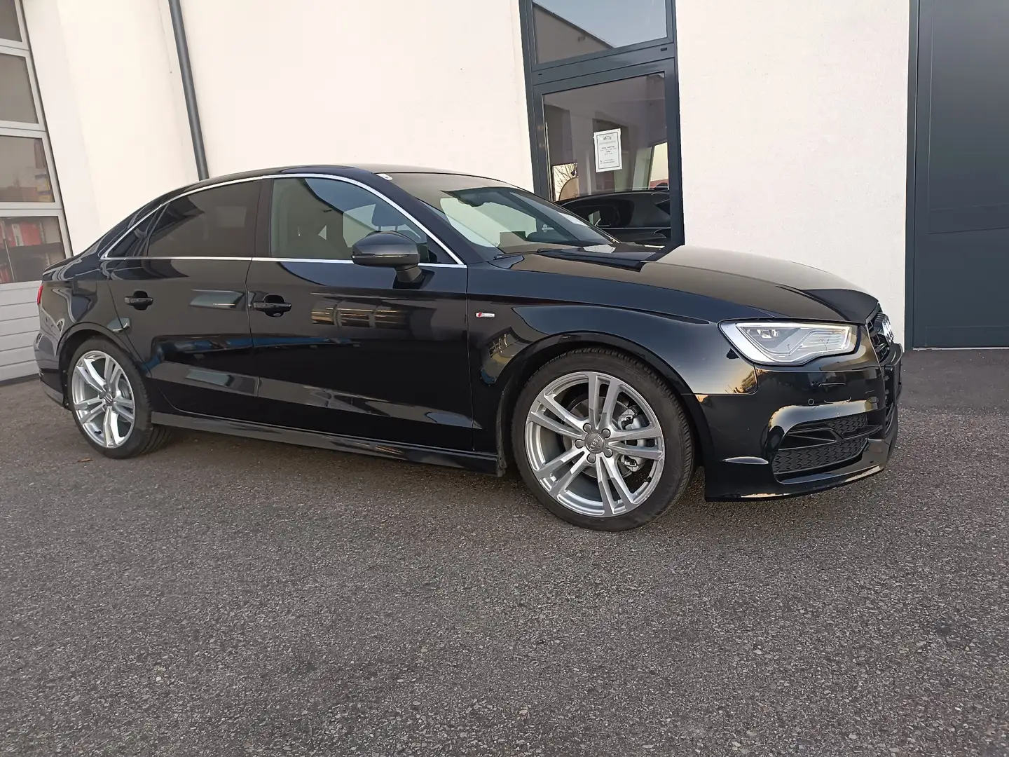 Audi A3 1,4 TFSI Style, 3xS-Line,B&O,LEDER,LED,Sitzheiz. Noir - 2