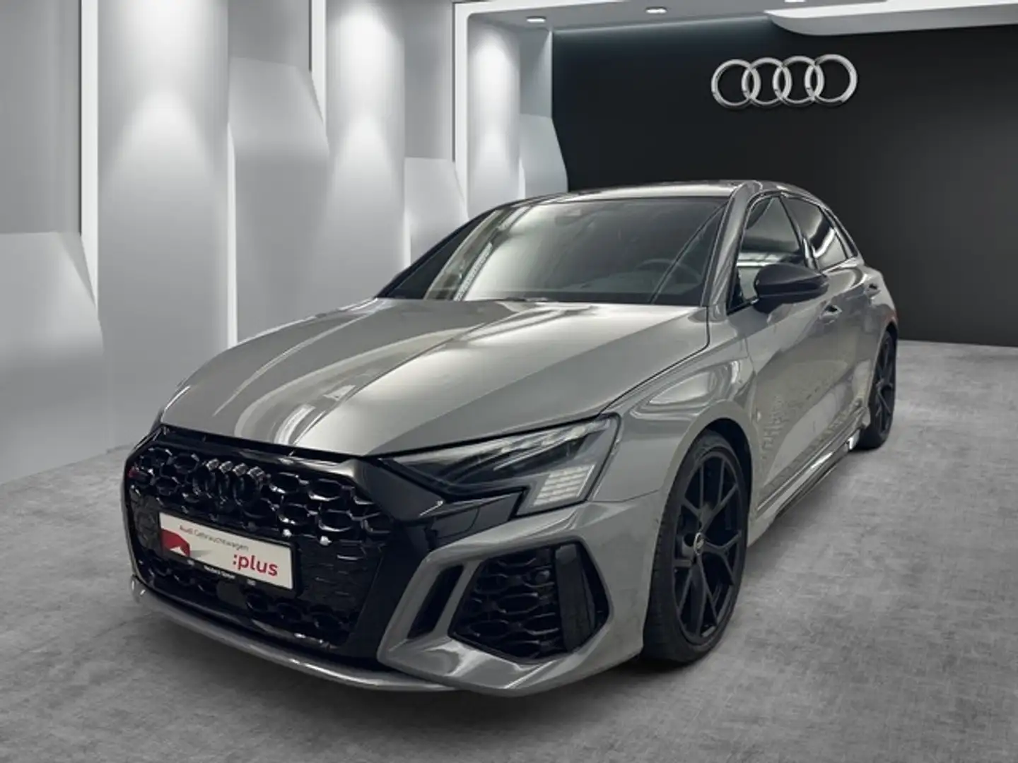 Audi RS3 RS 3 Sportback 2.5TFSI quattro MATRIX LED KAMER... Grijs - 1