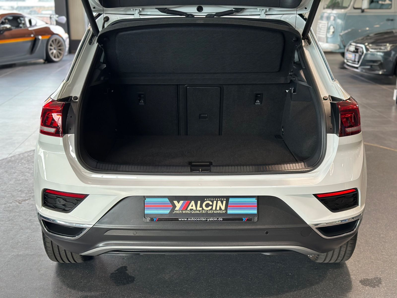 Volkswagen T-Roc 1.5 TSI ACT DSG Sport 1.HAND/NAVI/SHZ/MFL — photo 9