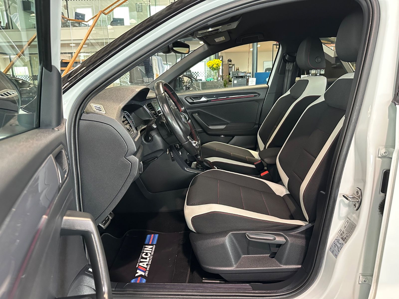 Volkswagen T-Roc 1.5 TSI ACT DSG Sport 1.HAND/NAVI/SHZ/MFL — photo 14