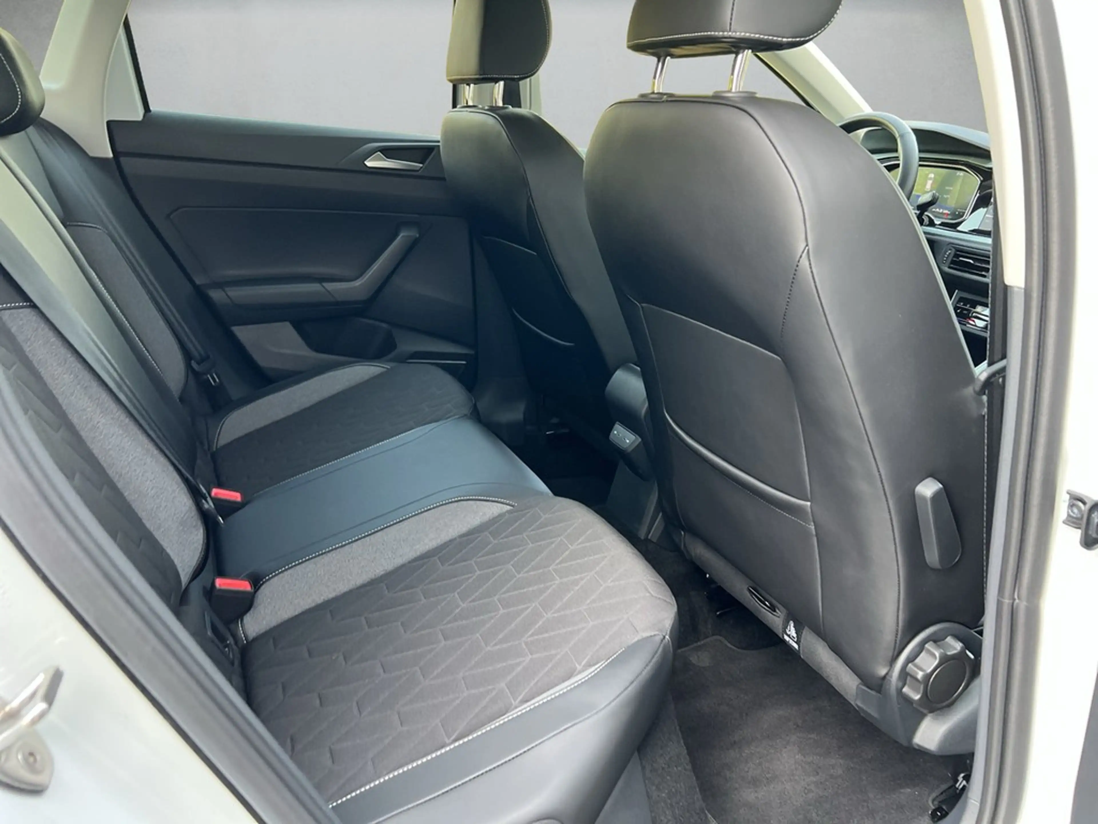 Volkswagen Taigo 1.0 TSI Goal LED*ACC*PDC — photo 13