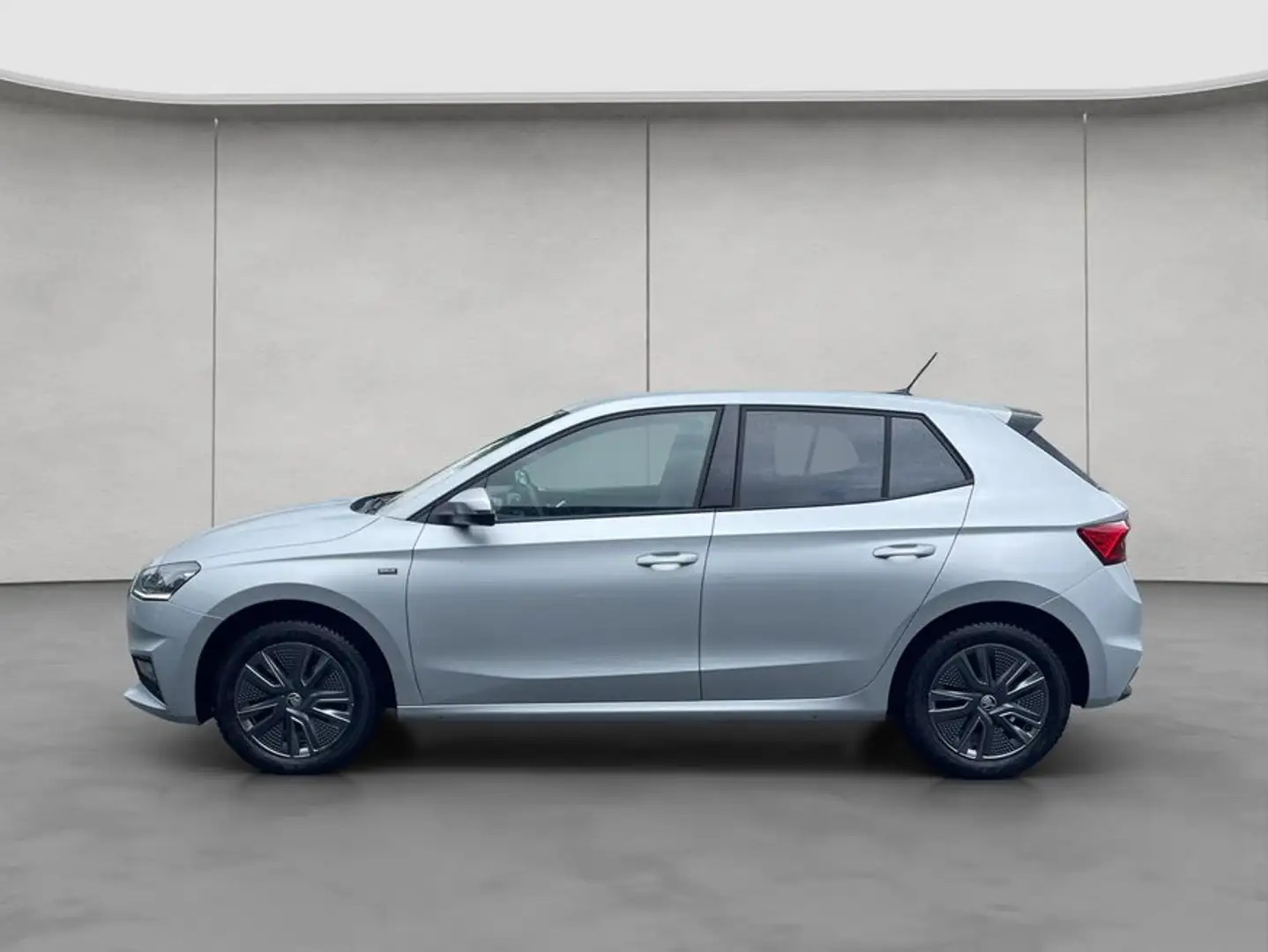 Skoda Fabia 1.0 TSI DSG Drive Silber - 2