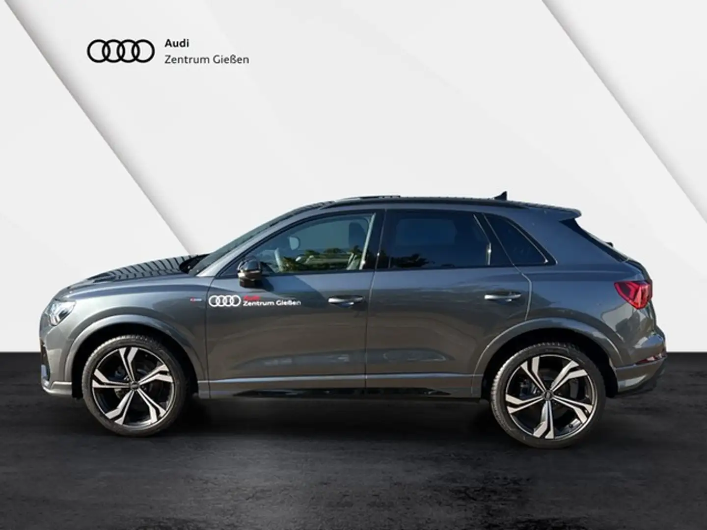 Audi Q3 35 TDI S-tronic S line Black PANO AHK Matrix LED Grau - 2