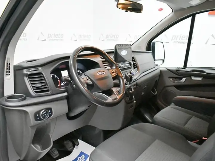 Ford Transit Custom 2023, foto 7