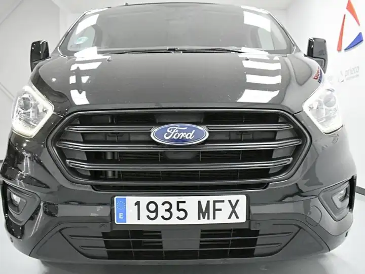 Ford Transit Custom 2023, foto 48
