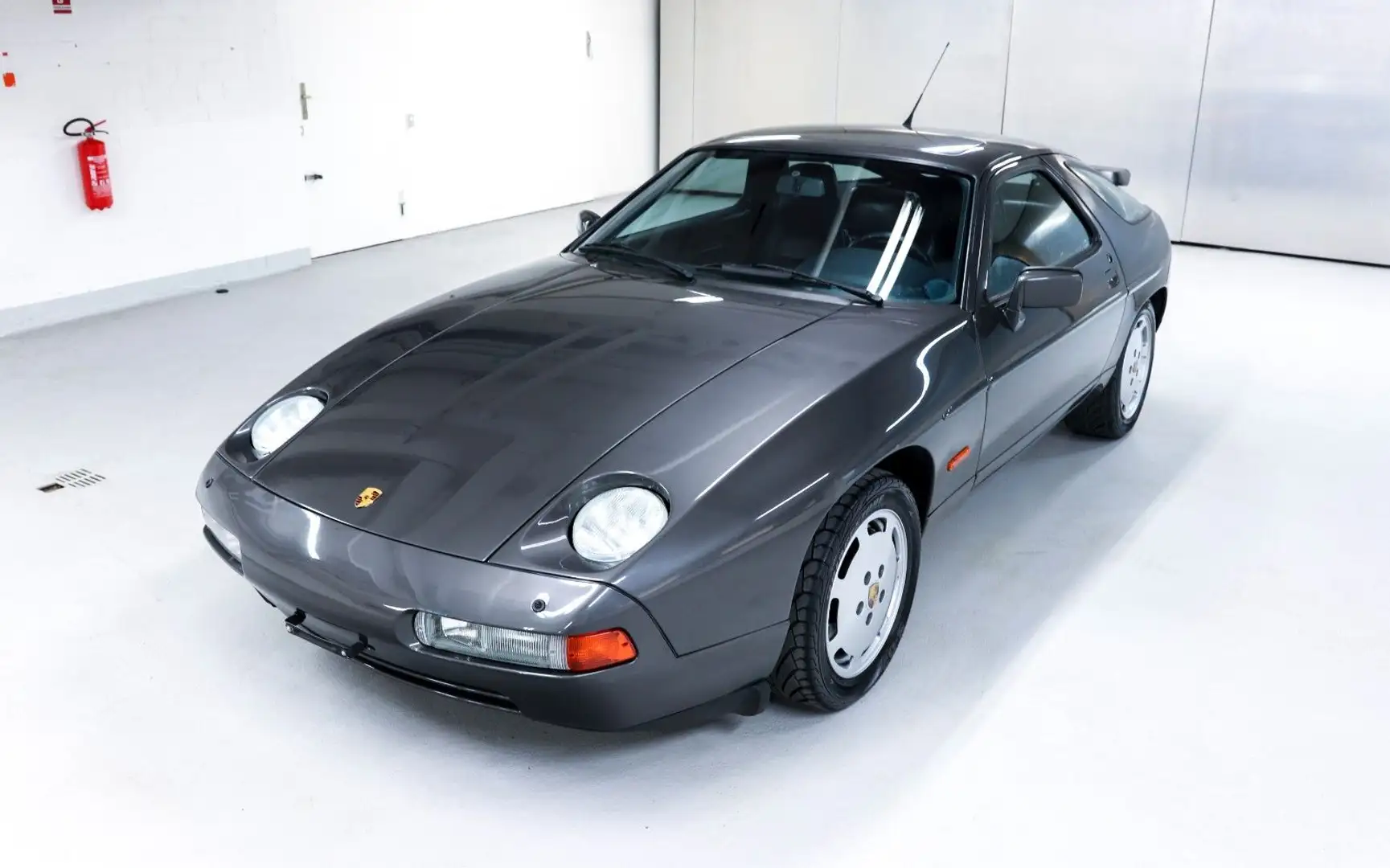 Porsche 928 S4 Topzustand Turbositze Grijs - 1