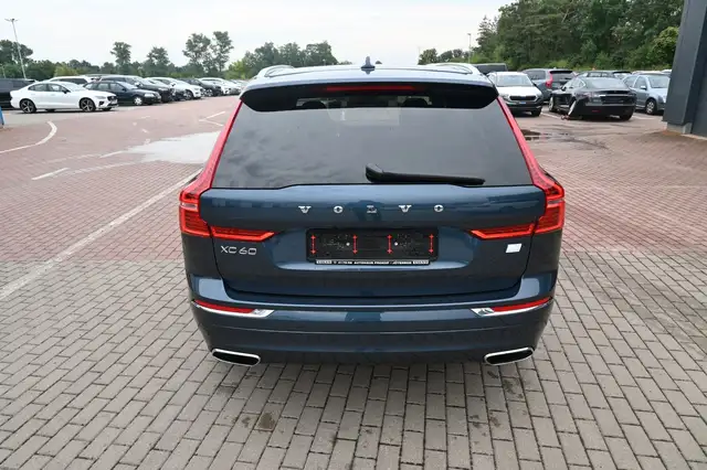 Volvo XC60 view 7