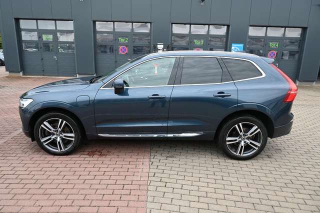 Imagine Volvo XC60 Inscript. T8 PHEV AWD*HUD*Massage*Luft*AHK