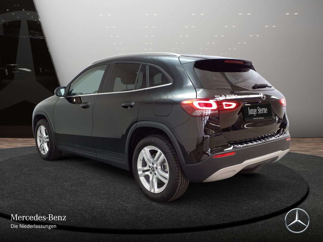 Mercedes-Benz GLA 250