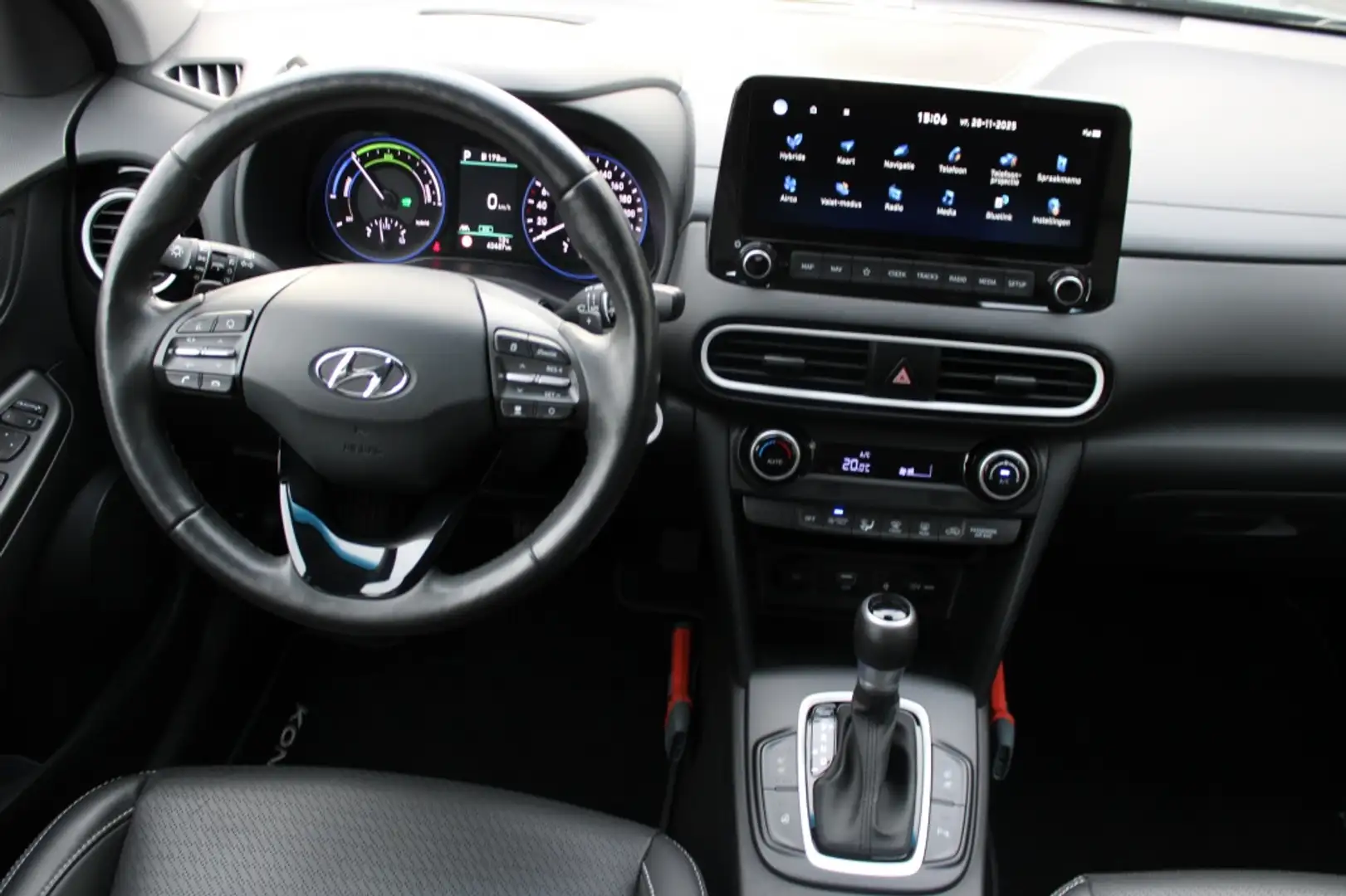 Hyundai KONA 1.6 GDI HEV Premium | Org. NL! | Leder | Full Led Grau - 2