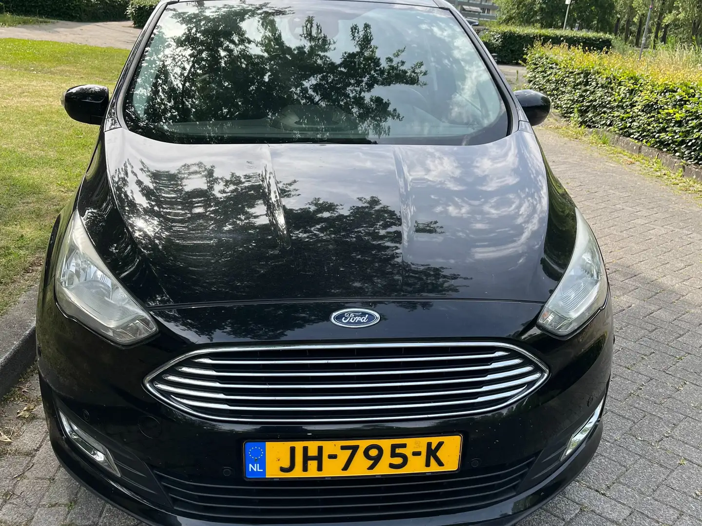 Ford C-Max C-Max 1.0 Titanium Zwart - 1