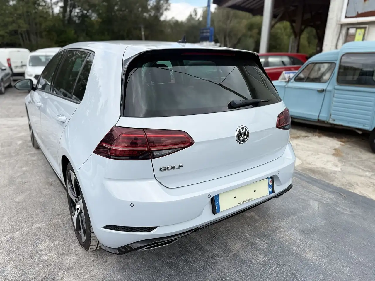Volkswagen Golf Standard Model — photo 6