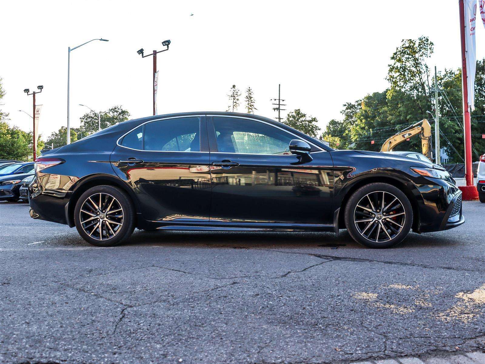 2024 Toyota Camry SE BACKUP CAM HEATED SEATS ALLOYS — снимка 1