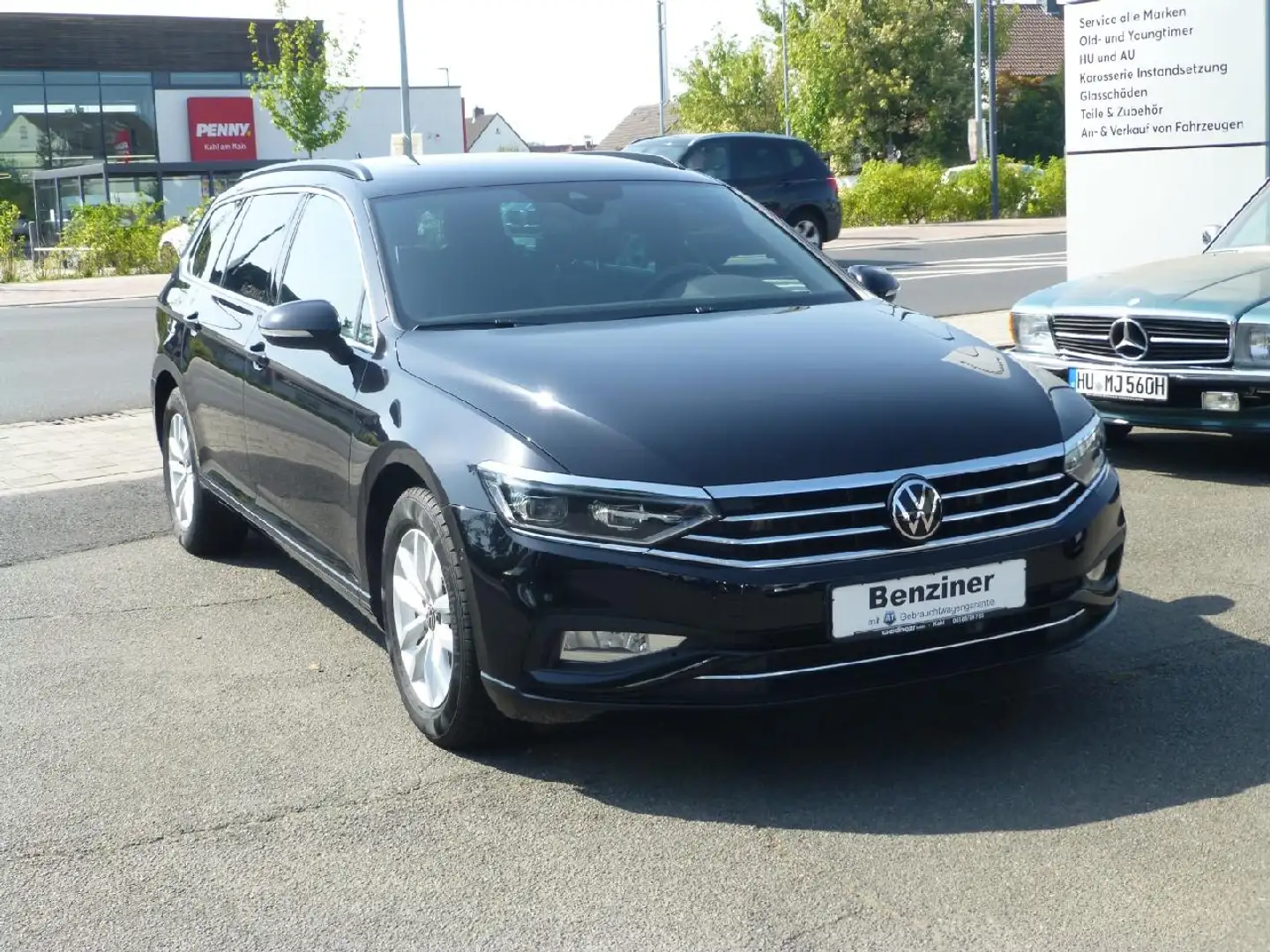 Volkswagen Passat Variant Business, AHK, Klimaautomatik, Navi, LED Schwarz - 2