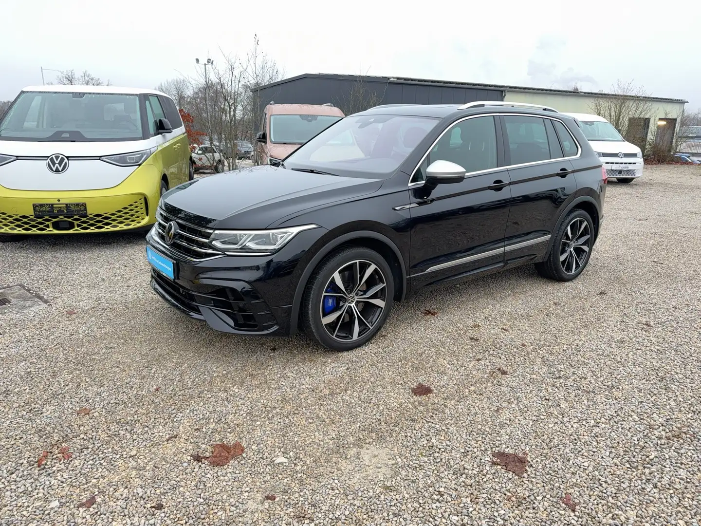 Volkswagen Tiguan R / R-Performance / Akrapovice Matrix/AHK Schwarz - 2