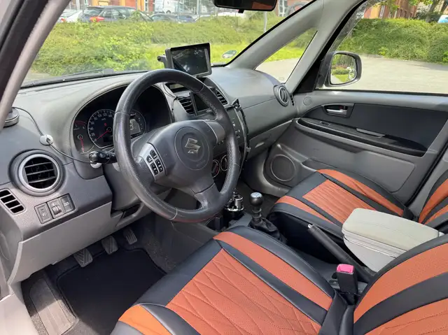 Suzuki SX4 view 10