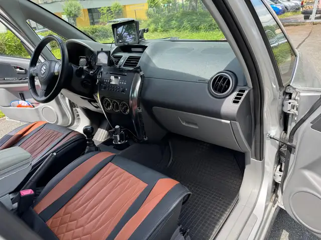 Suzuki SX4 view 13