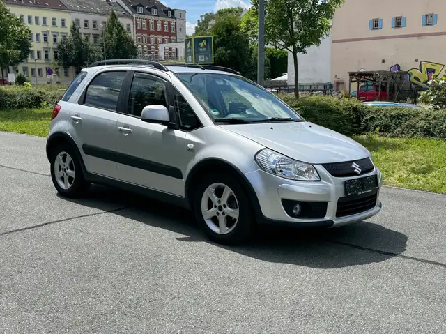 Suzuki SX4 view 3