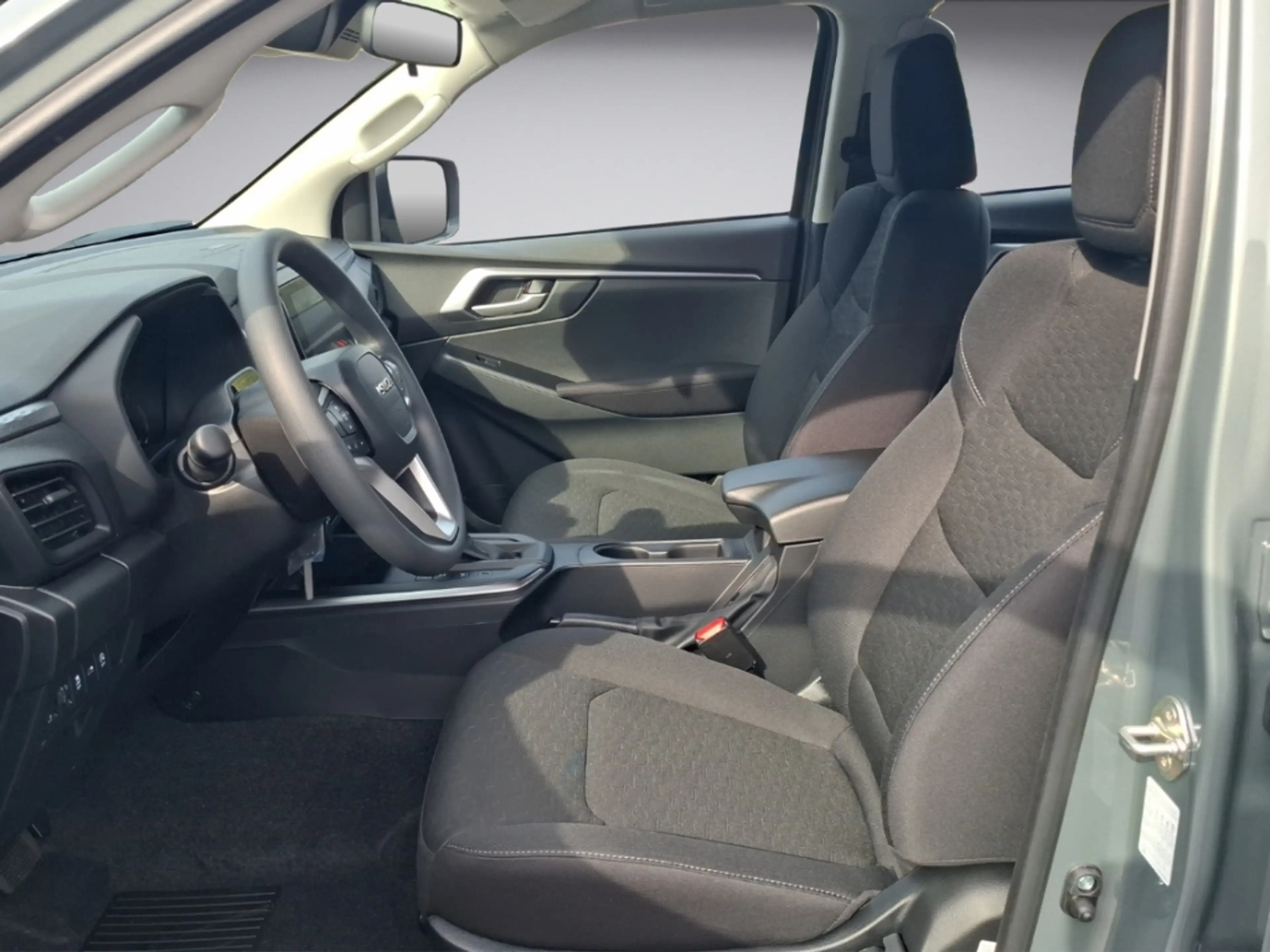 Isuzu D-Max 2.2 TD DC LS 163PS AT4X4 26MJ 3.5 T 5 Jahre Garant — photo 9
