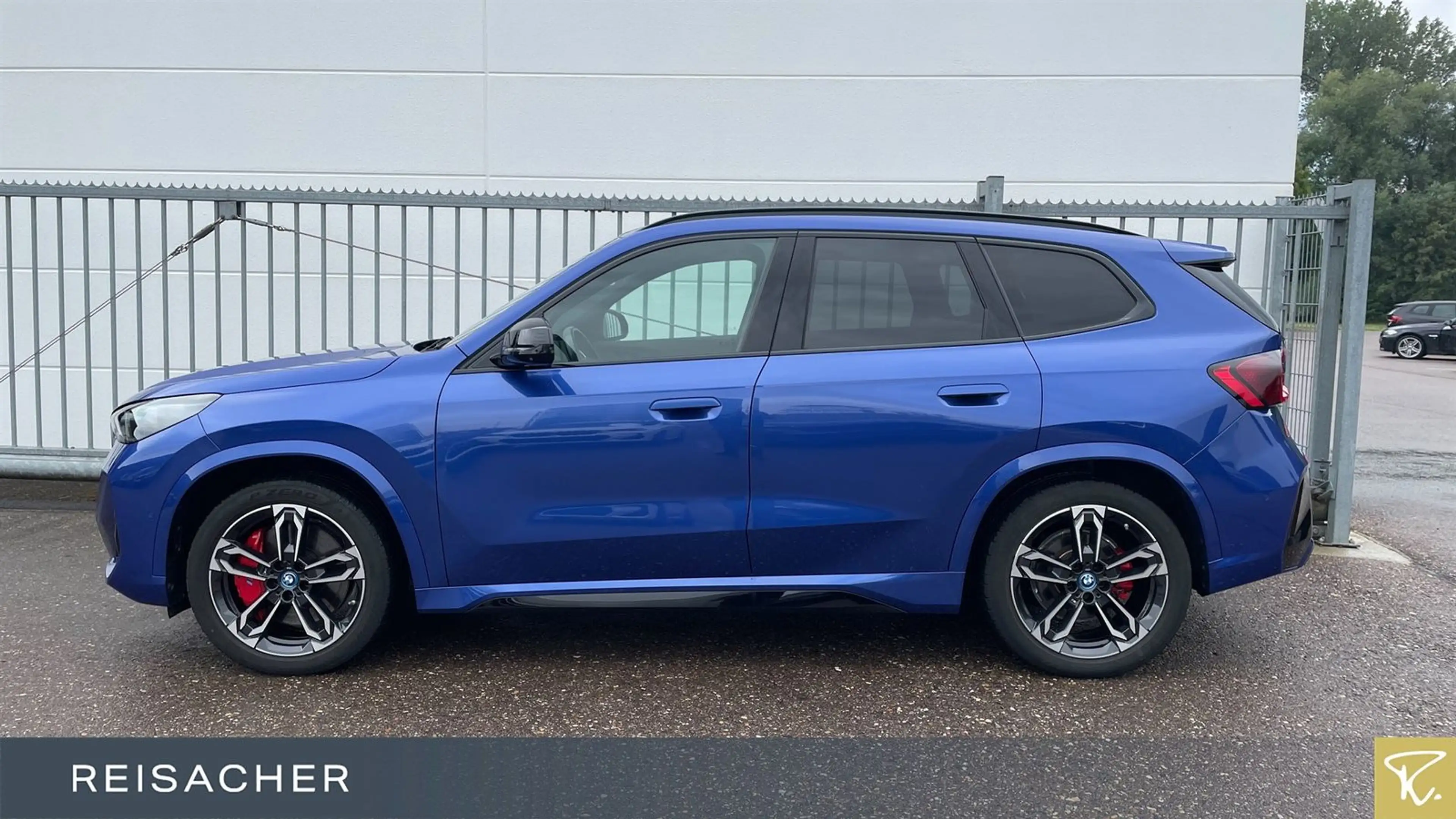 BMW iX1 IX1 A XDRIVE30 M-Sport,M-Sport PRO,AHK,HUD — photo 9