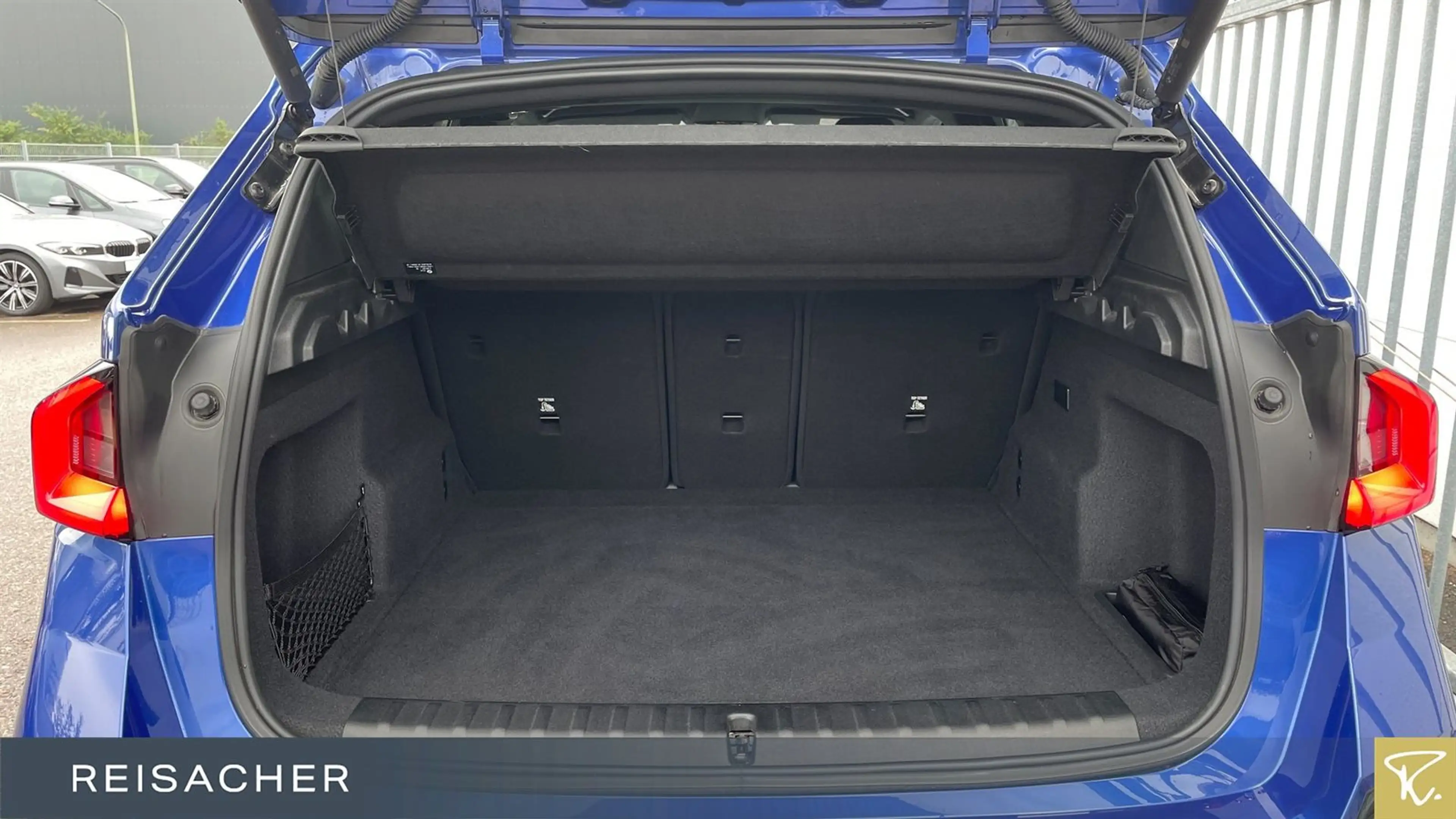 BMW iX1 IX1 A XDRIVE30 M-Sport,M-Sport PRO,AHK,HUD — photo 10
