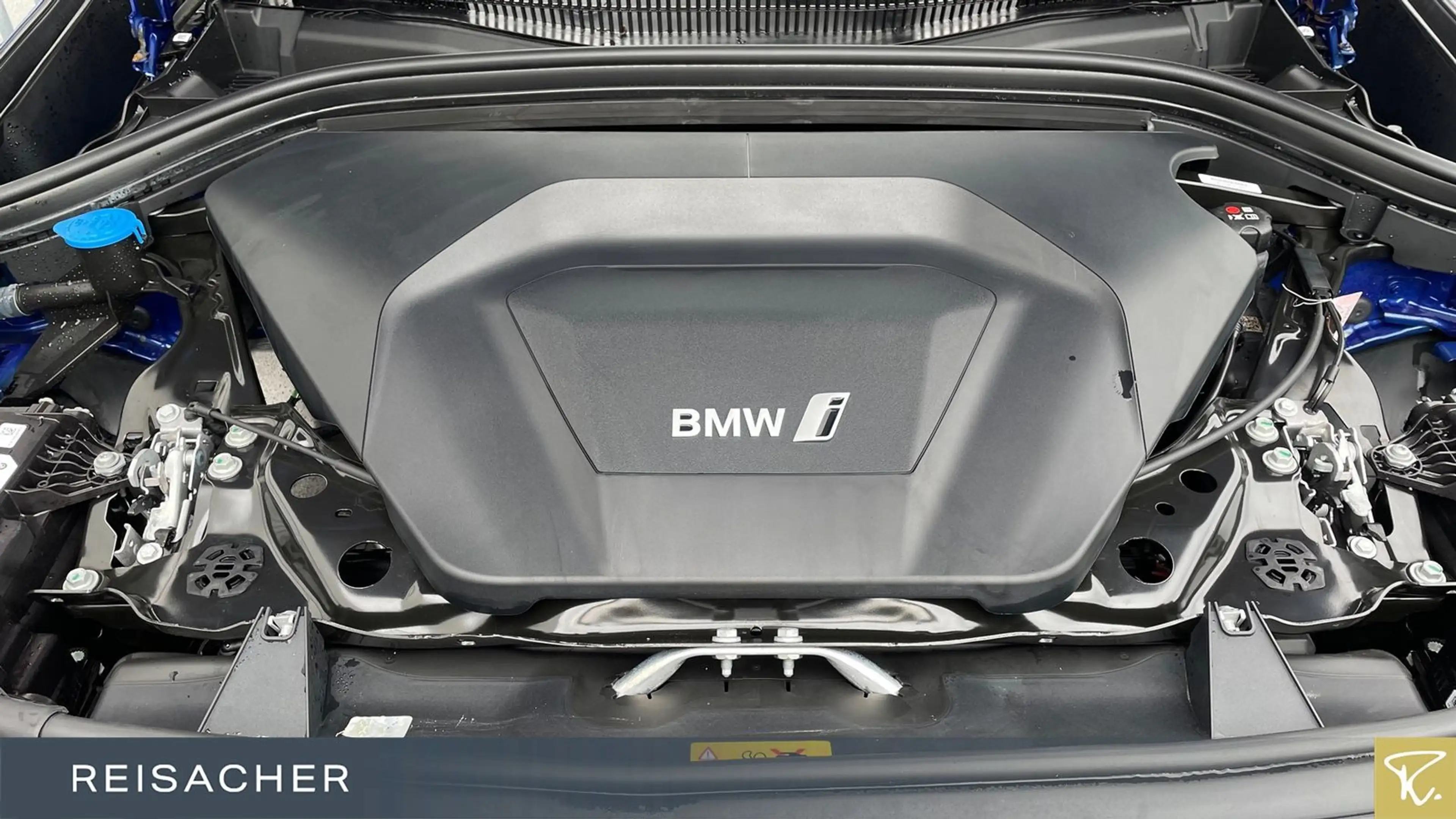 BMW iX1 IX1 A XDRIVE30 M-Sport,M-Sport PRO,AHK,HUD — photo 7