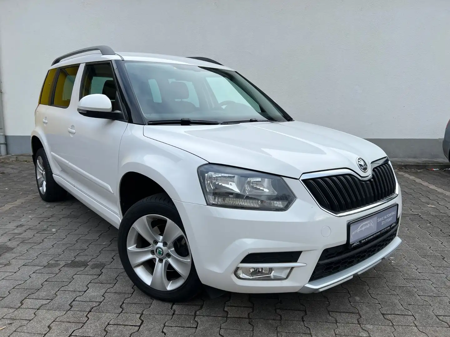 Skoda Yeti 1.6 TDI DSG Ambition*Sitzhzg*ScheckheftVoll Weiß - 1