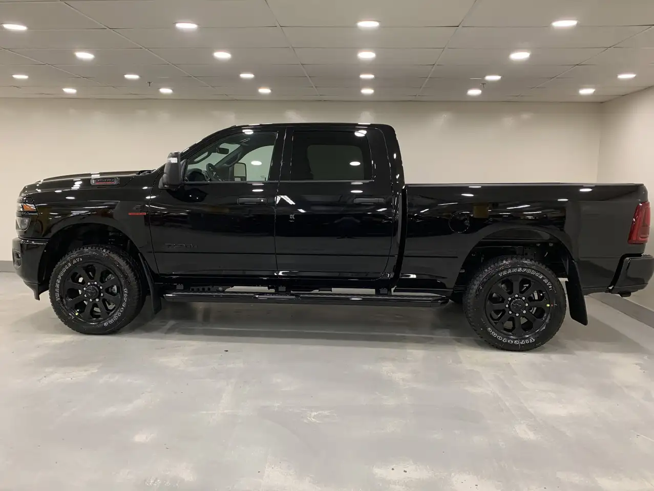 RAM 3500 снимка RAM 3500