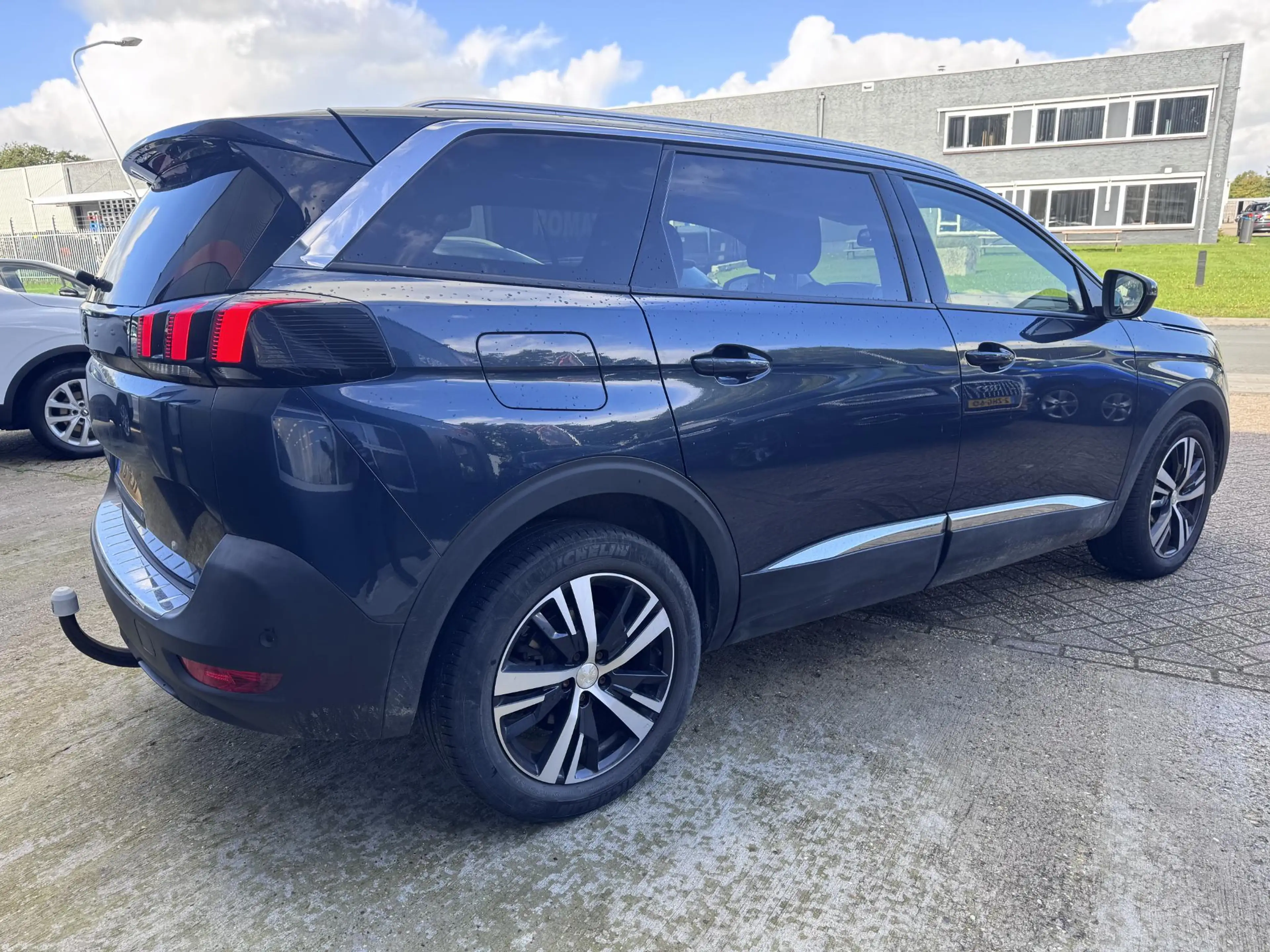 Peugeot 5008 1.2 PureTech Allure Aut. 7p - Schuifdak - Dodehoek — photo 5