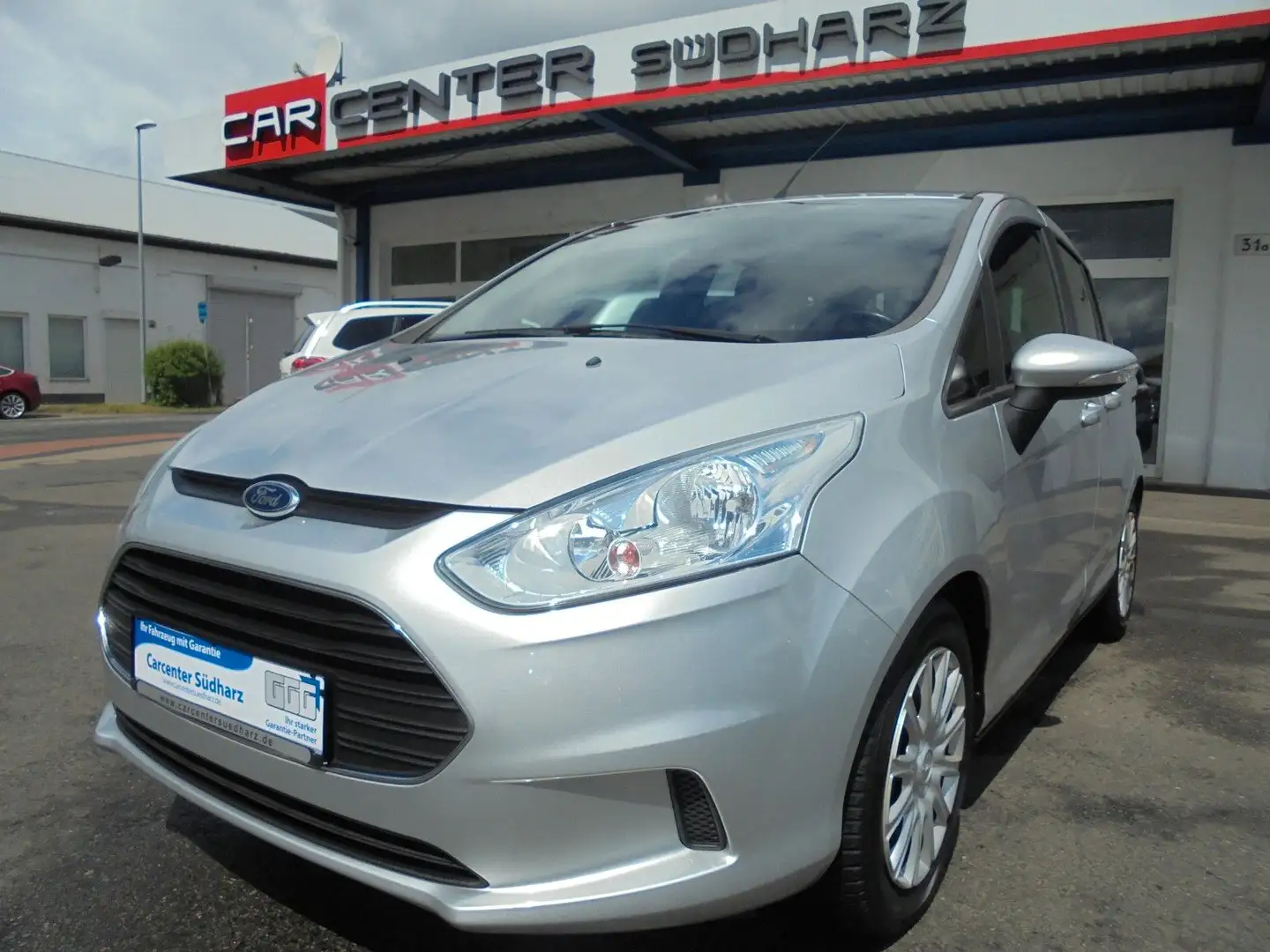 Ford B-Max B-MAX Trend Grijs - 1