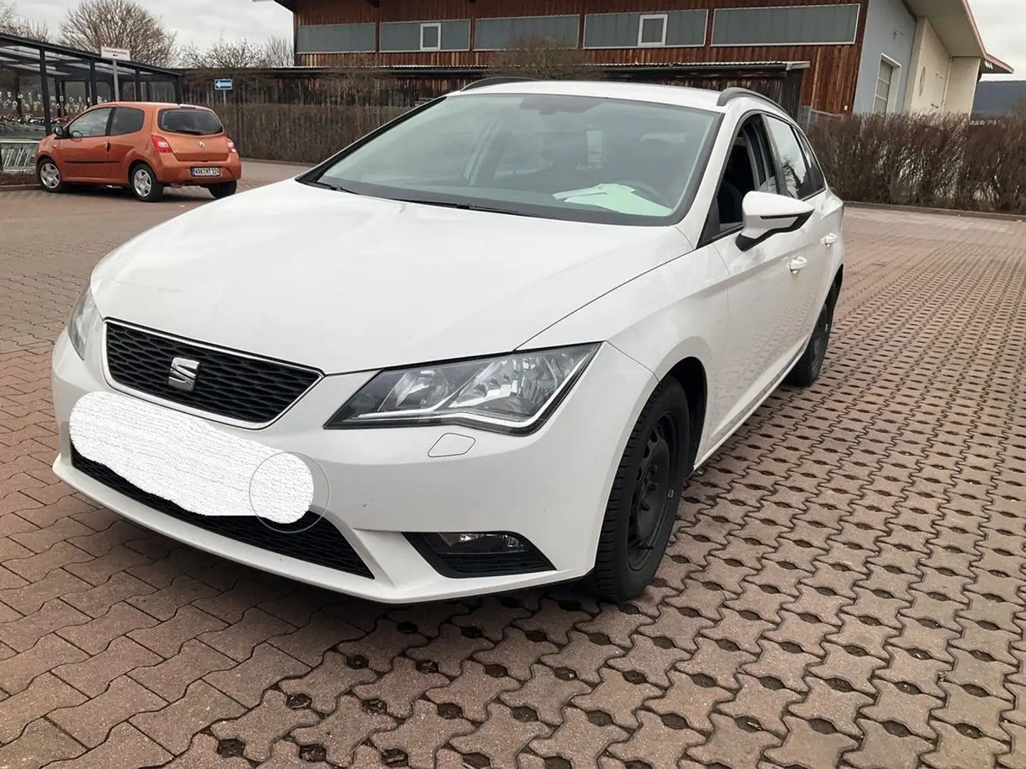 SEAT Leon Leon+ST+1.2+TSI+Start Weiß - 2