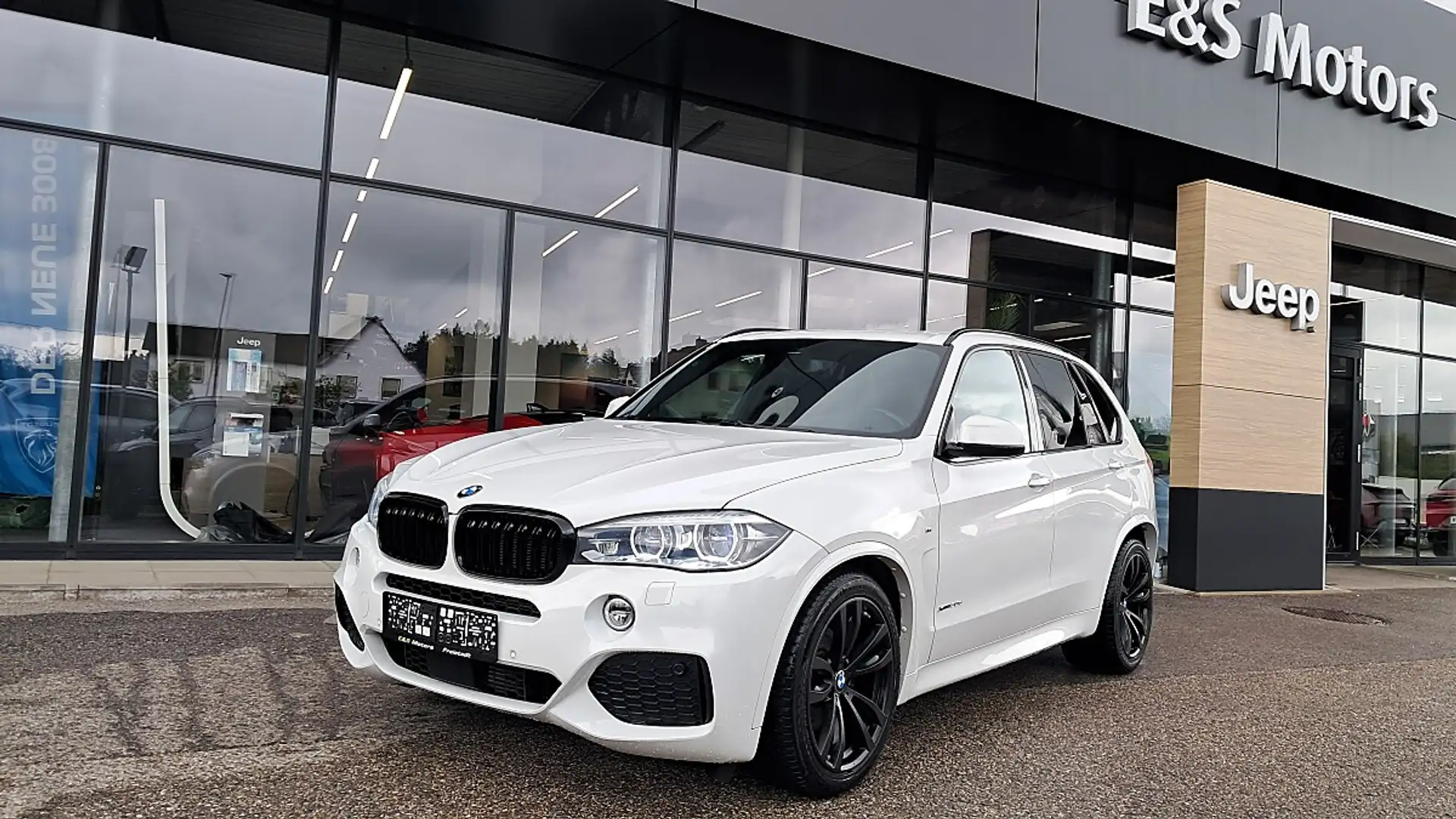 BMW X5 xDrive30d Aut. Weiß - 1