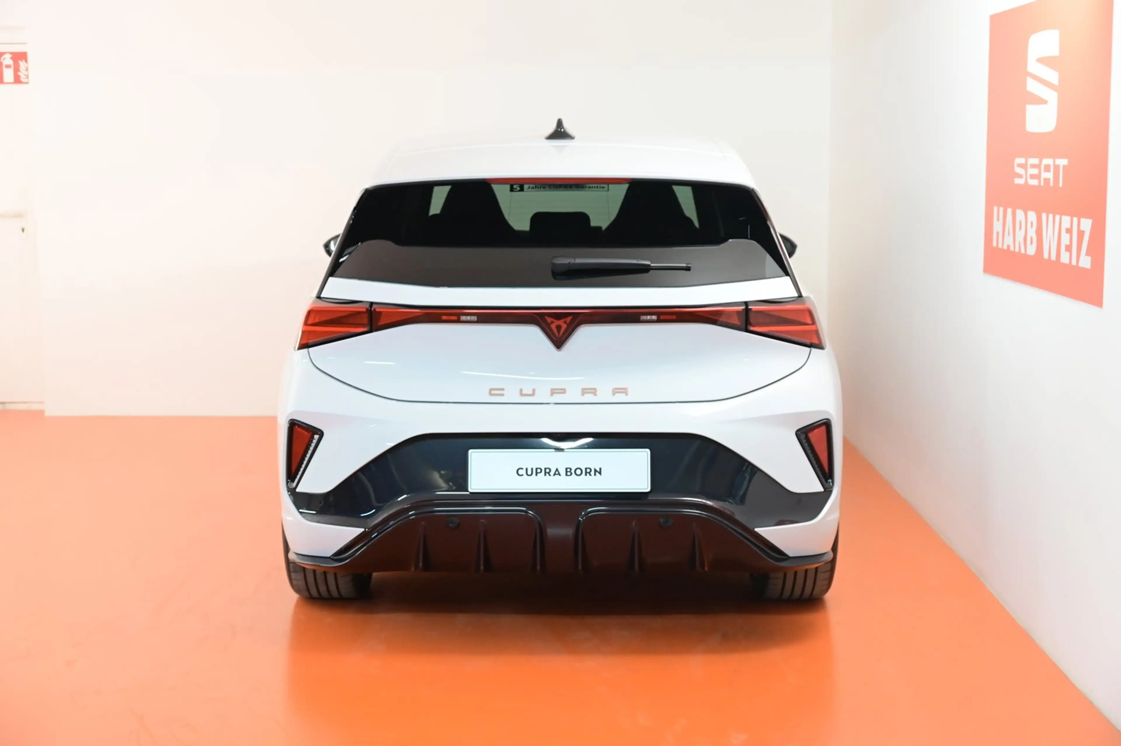 CUPRA Born ENDURANCE 79/84 170kW/231PS — photo 4