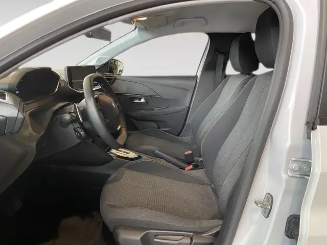 Peugeot 208 view 7