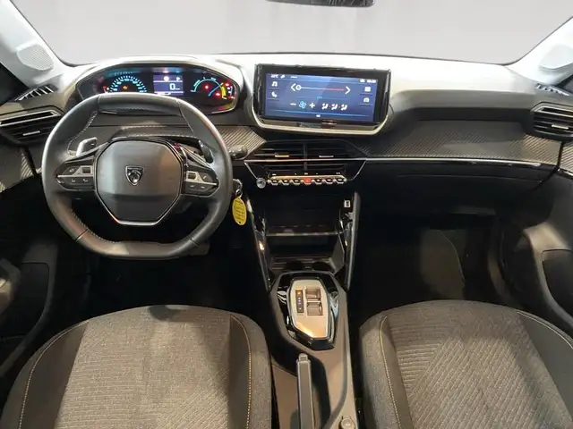Peugeot 208 view 6