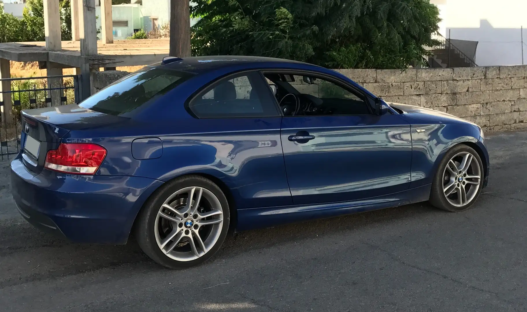 BMW 120 Serie 1 Coupe (E82) 120d Msport Bleu - 1