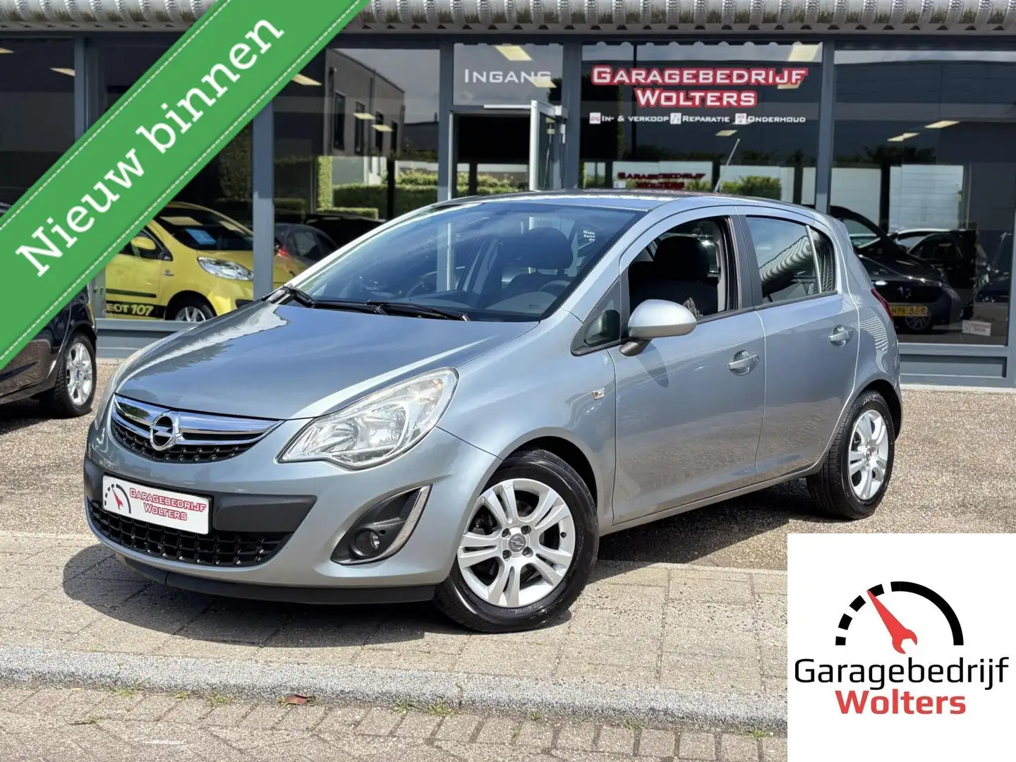 Opel Corsa 1.4-16V Design Edition CRUISE AIRCO 5DRS LMV Grijs - 1