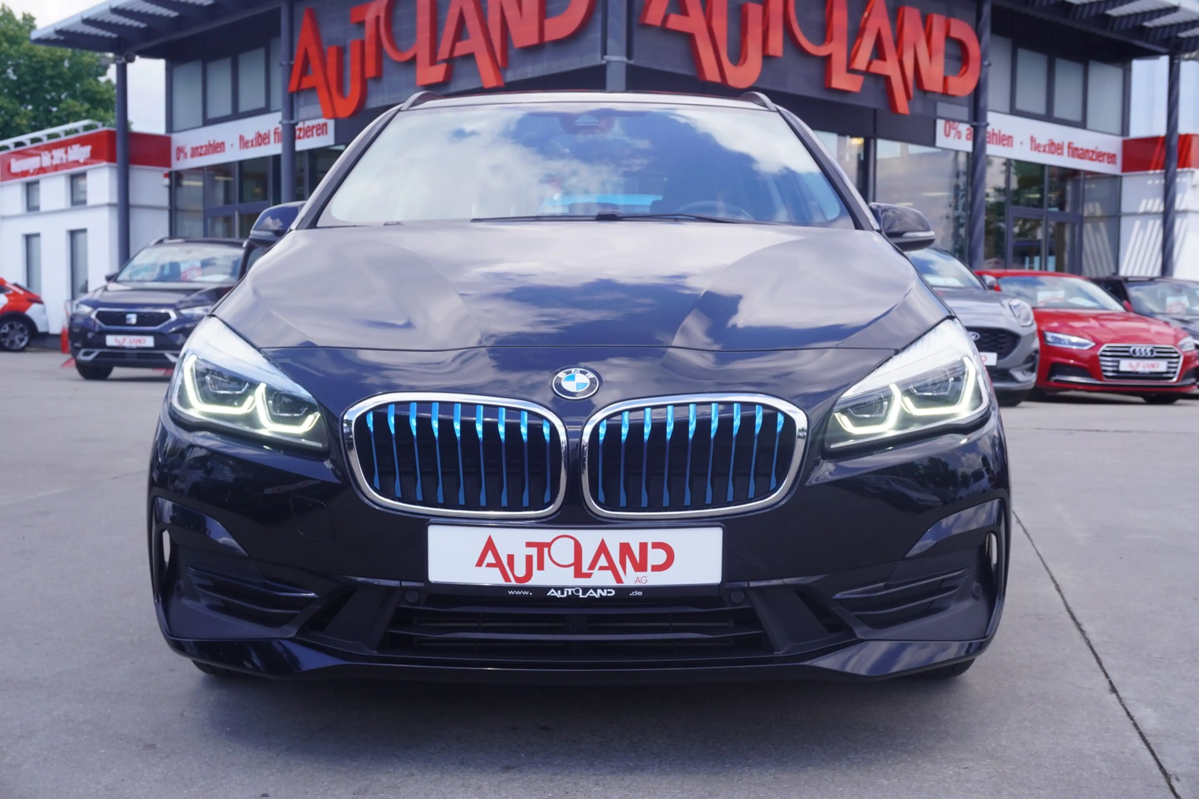 BMW 225 xe Sport Line xDrive LED Navi Sitzheizung — photo 3