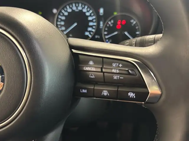 Mazda Mazda3 view 9