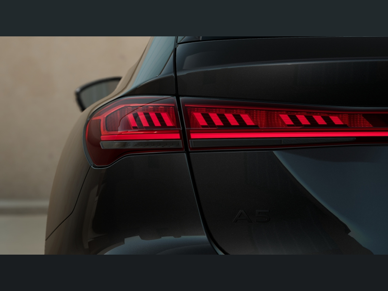Audi A5 Avant e-hybrid UPE 90.925 quattro edition one — photo 7