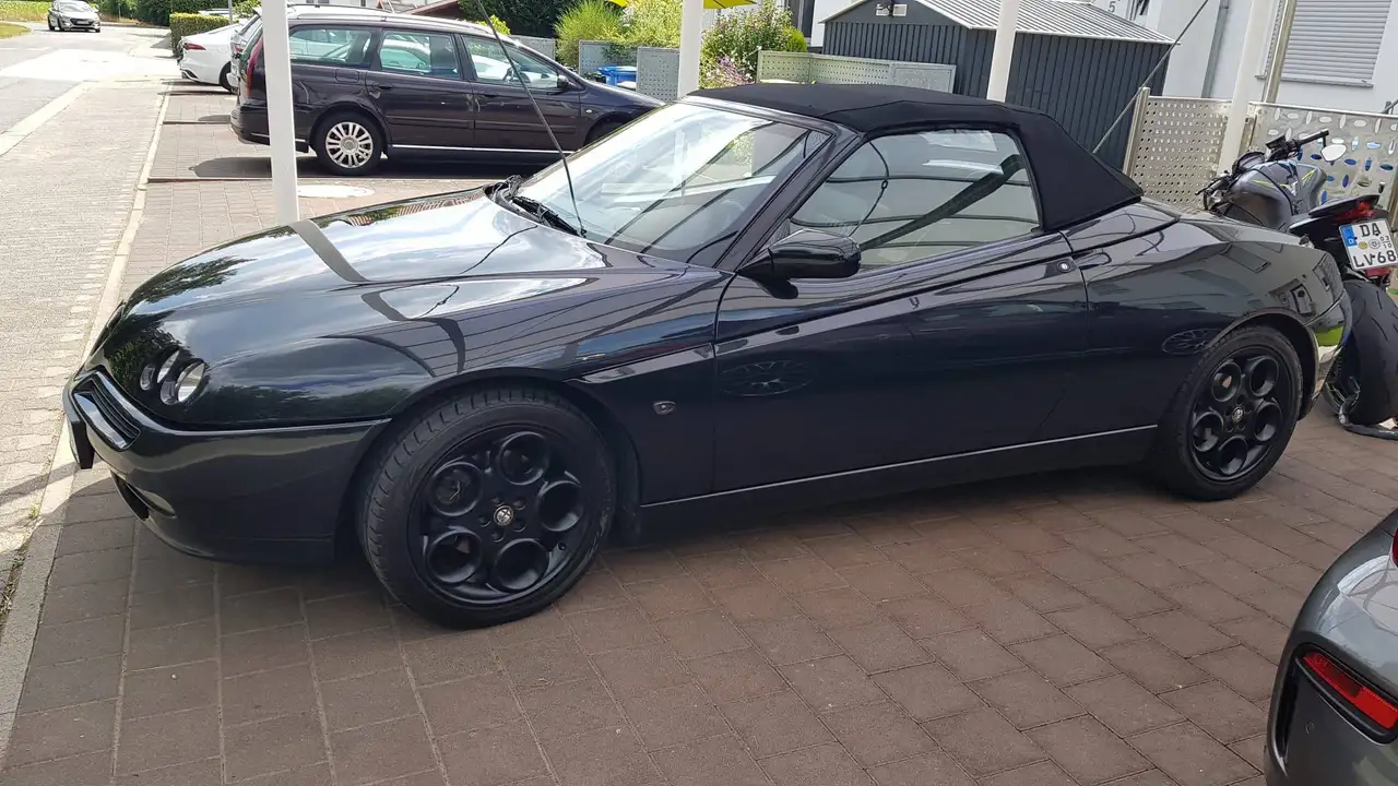Alfa Romeo Spider 2.0 ts 16v, foto 1